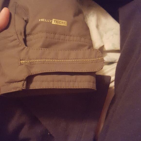 Helly Hansen fur lined hooded coat. Small - Picture 7 of 7